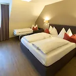 Otel Staffler 3*